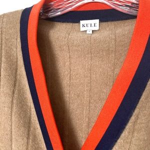 KULE 100 % Cashmere Cardigan The Sinclair in Camel